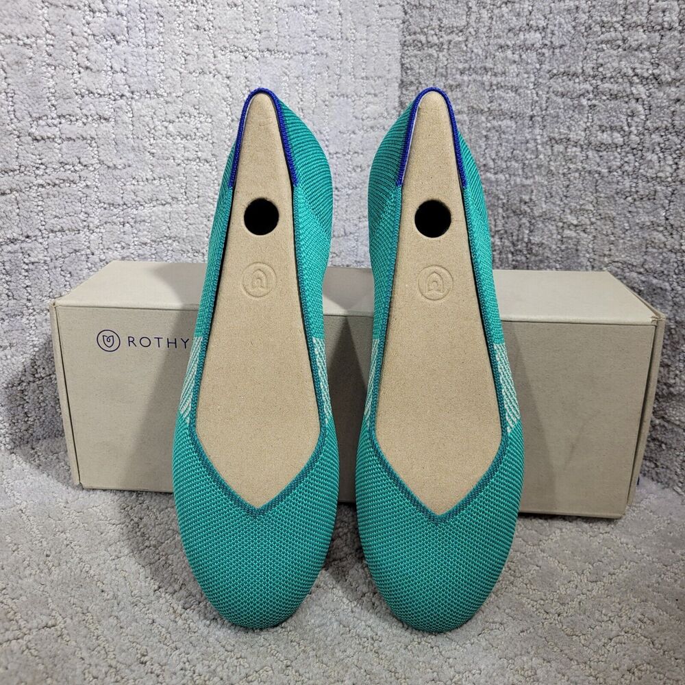 Rothy’s The Flat Green Calypso Rouded Toe Slip On Shoes Women's Size 6 Retired